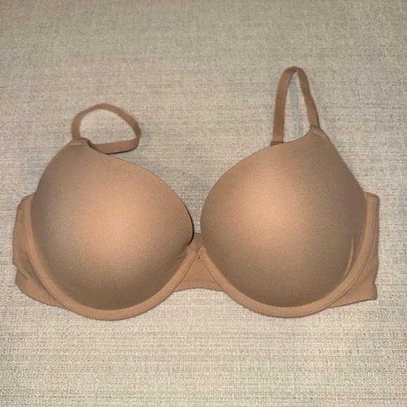 SKIMS Fits Everybody Push-Up Bra - Picture 1 of 3